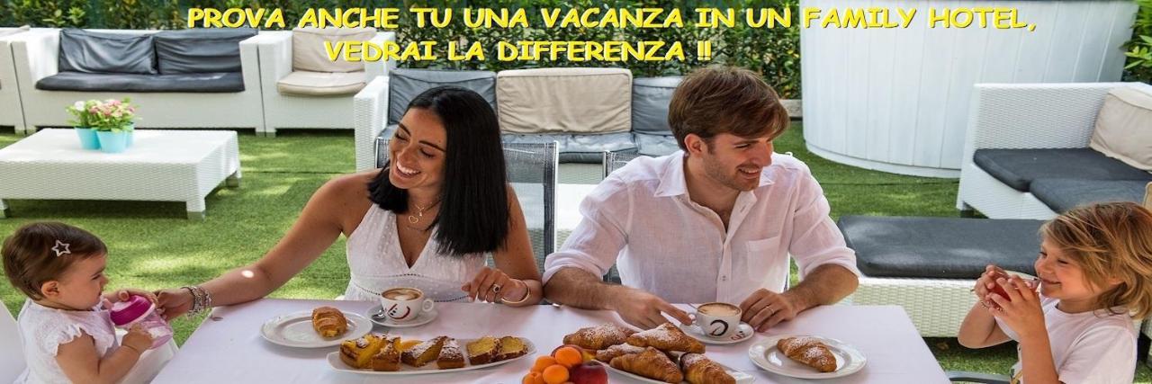Hotel Helios Riccione Eksteriør bilde